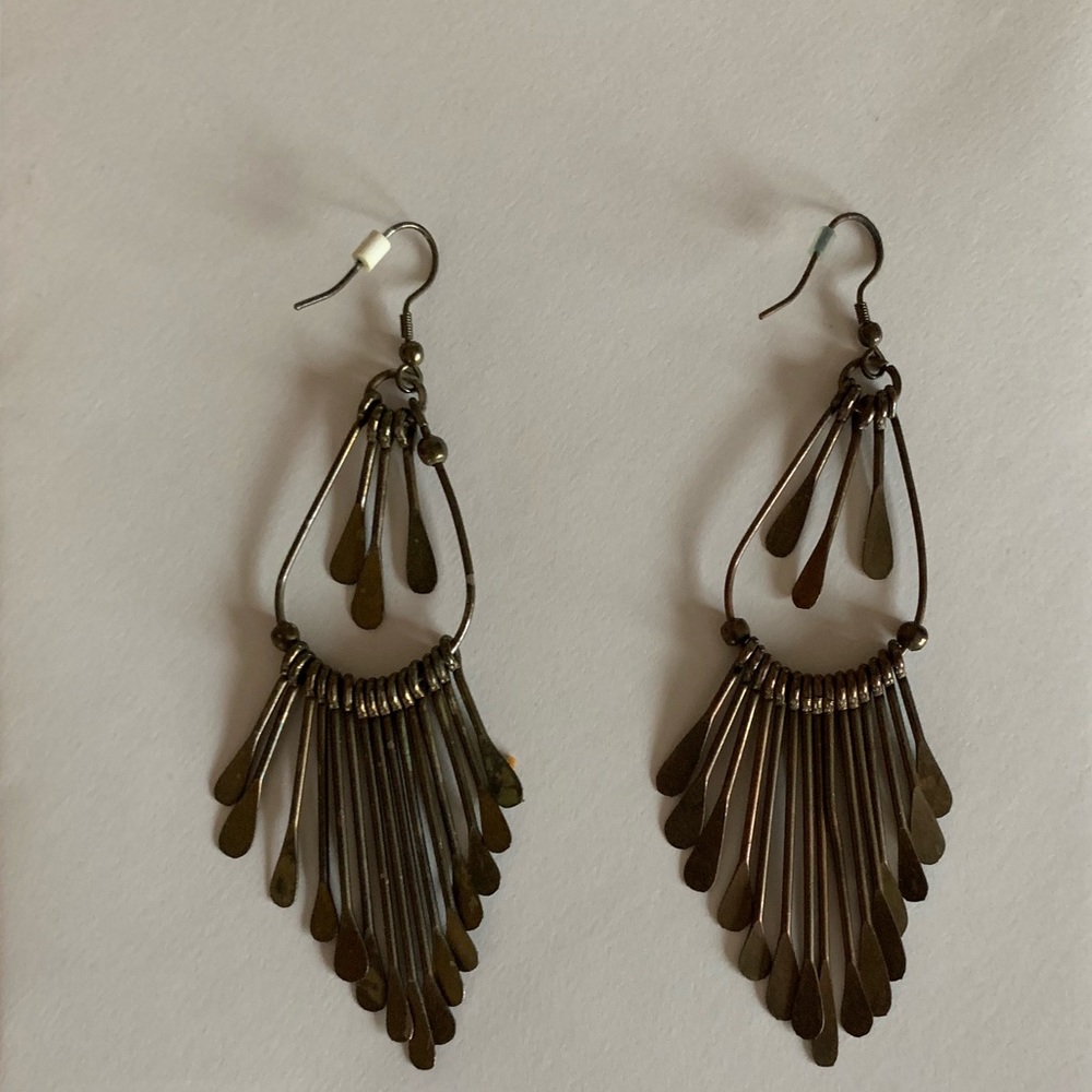 Dark gold/bronze dangly earrings